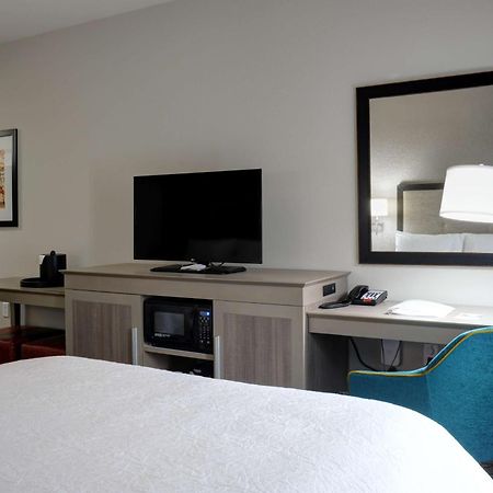 Hampton Inn & Suites Ardmore Exteriör bild