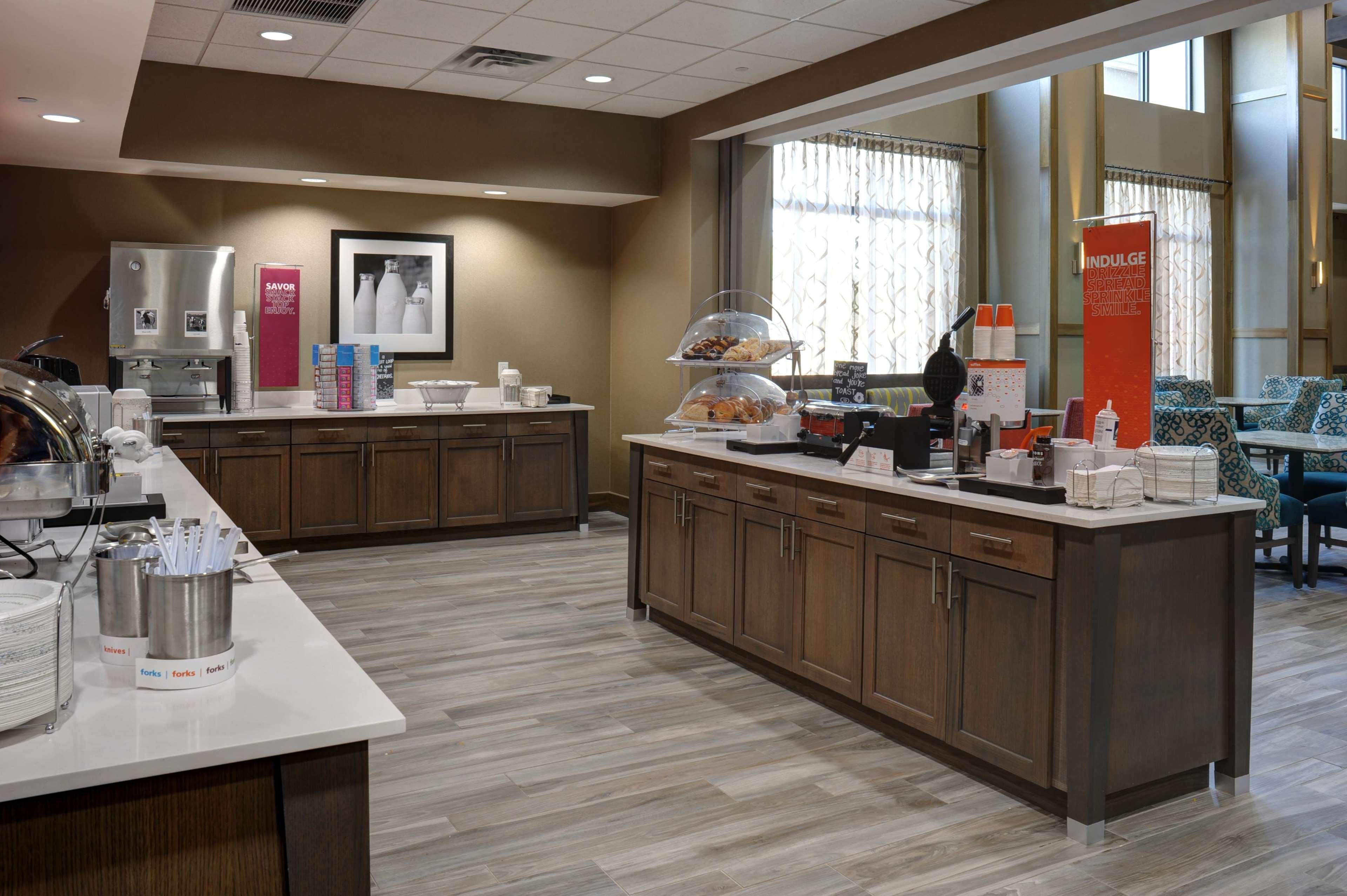 Hampton Inn & Suites Ardmore Exteriör bild
