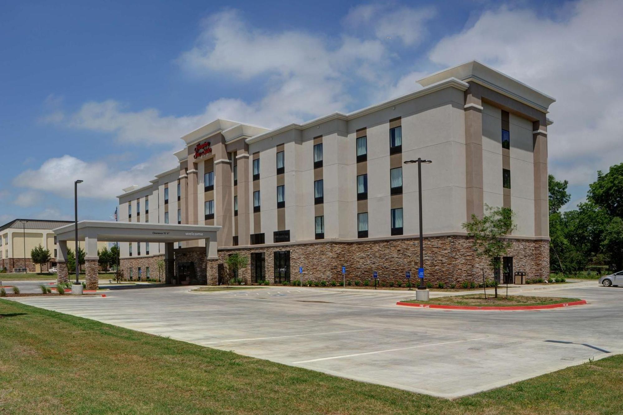 Hampton Inn & Suites Ardmore Exteriör bild