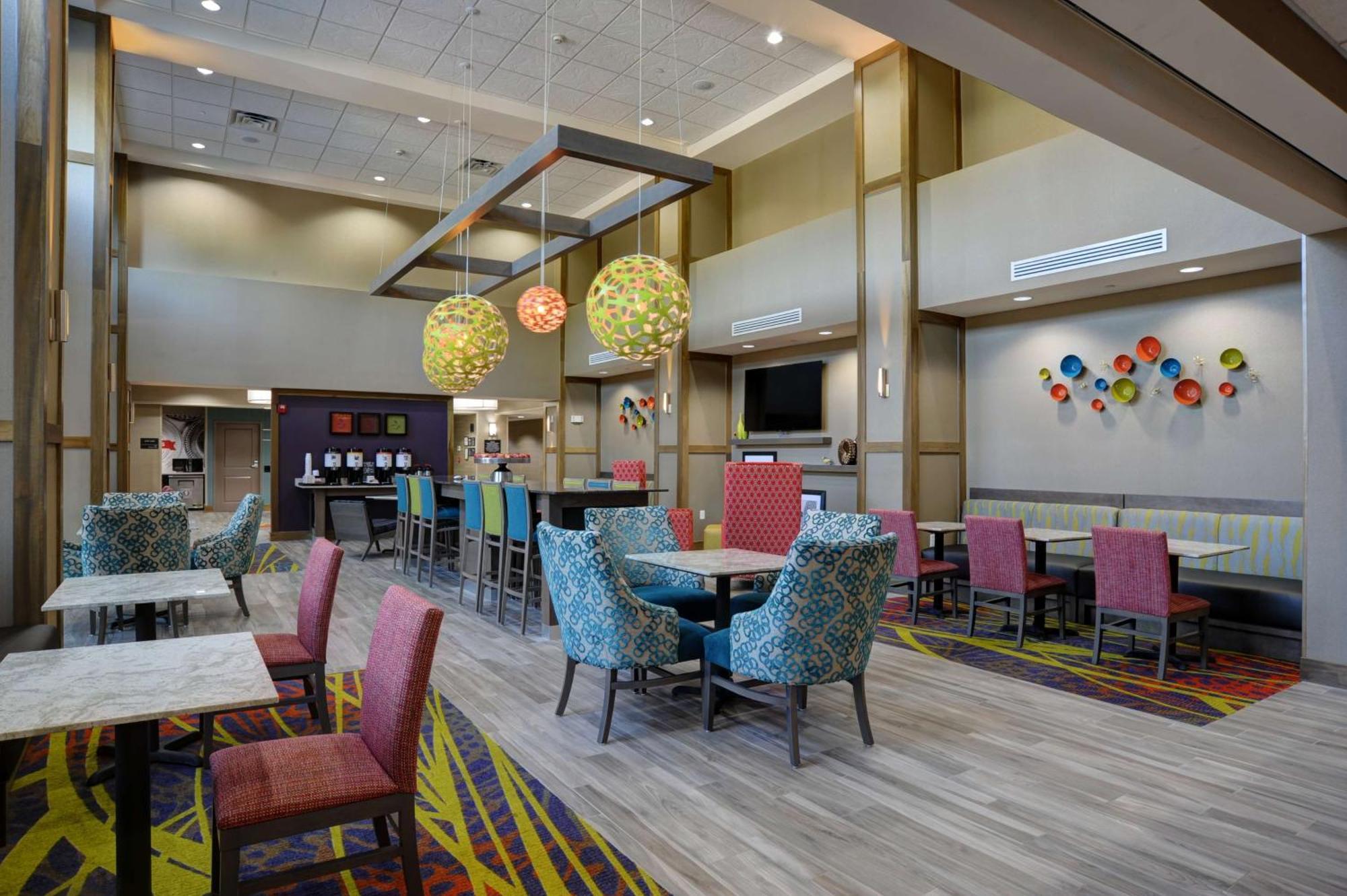 Hampton Inn & Suites Ardmore Exteriör bild
